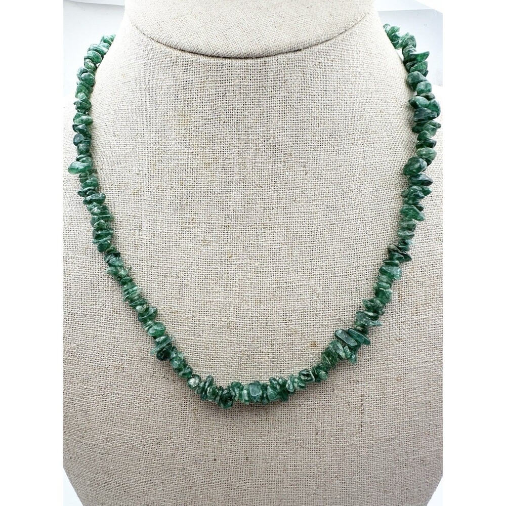Vintage Green Gemstone Chip Necklace 18”